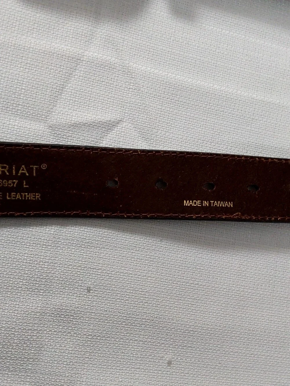 Ariat  Western Filigree Rhinestone  Buckle Embossed Leather Belt